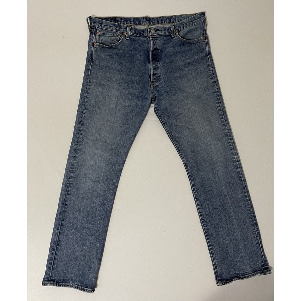 Levis 501 Jeans Mens 36x30‎ Blue Denim Pants Button Fly Faded Straight Workwear